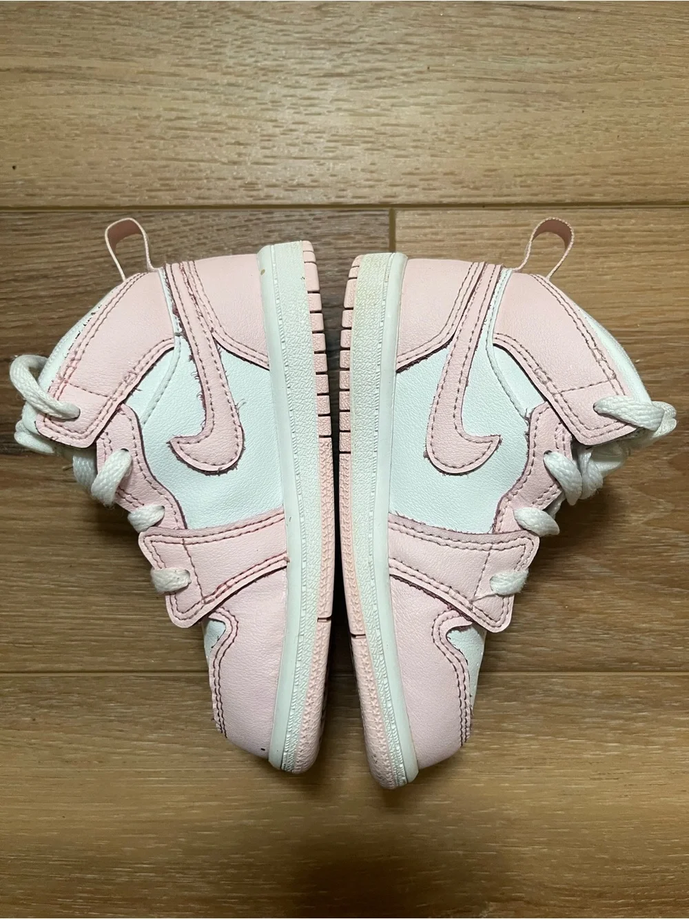 Nike air Jordan 1 mid light pink athletic sneakers shoes 8C toddler